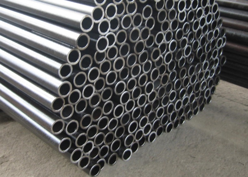 ASTMA 928 UNS 31803 6 inch Sch80 Seamless Steel Pipe Nickel Alloy Pipe