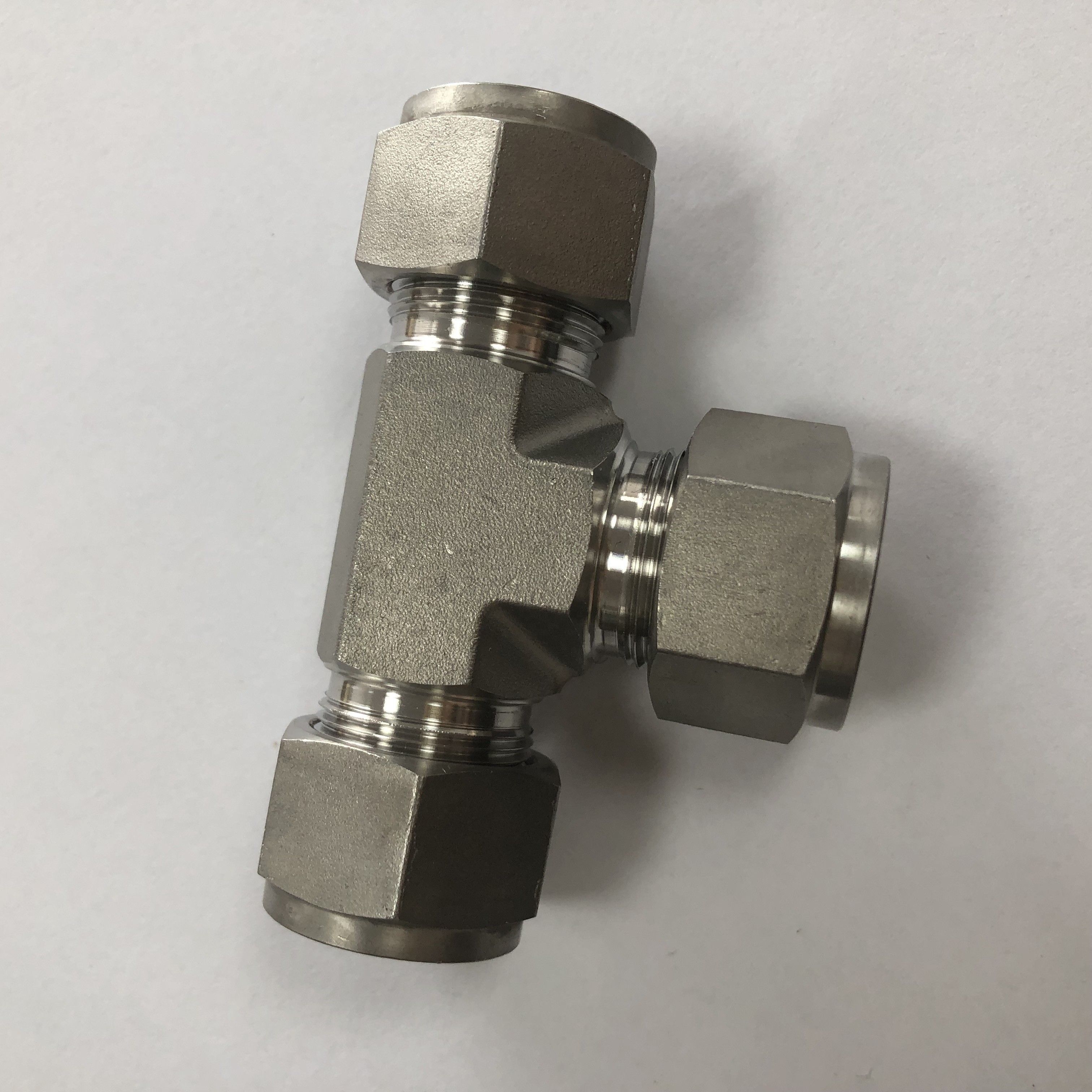 Superlok Parker Standard Stainless Steel Union Tees Fitting For Connecting Pipe