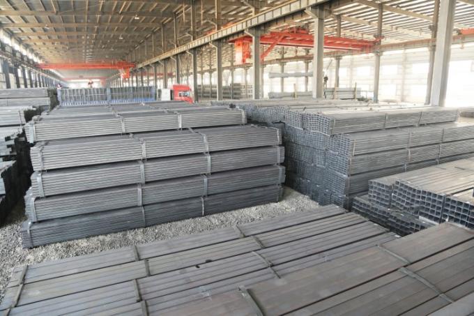 Le rond d'échafaudage de construction de GI de Hot Dip de fabricant a soudé le tuyau d'acier pré galvanisé