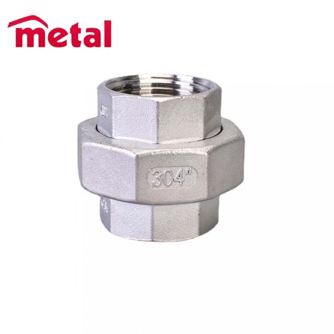 L'utilisation de l'équipement de traitement des déchets est interdite.9 5